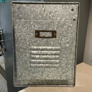 DISTRICT 23 | Wall | Magazine/File Folder| Metal | Industrial | Rack/Wall Mount